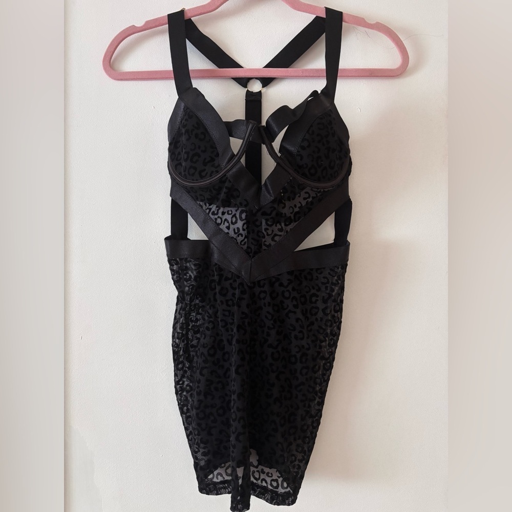 Sexy Frederick’s of Hollywood Sexy Black Animal Print Top Mini Dress S/M